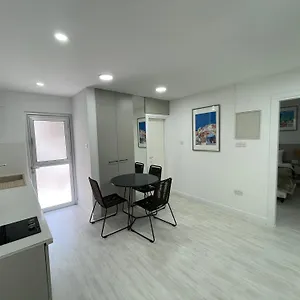 מלון דירות Levante